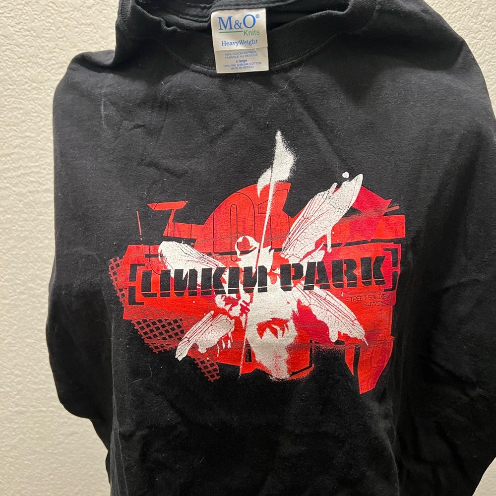 Vintage 90s Linkin Park Band Grunge Black and Red Graphic T-Shirt
